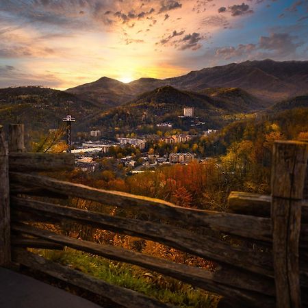 Wilderness Lodge, Hot Tub, Game Room, Pool Access, 1089 Free Tickets Each Paid Day, Dollywood And M Sevierville Eksteriør bilde