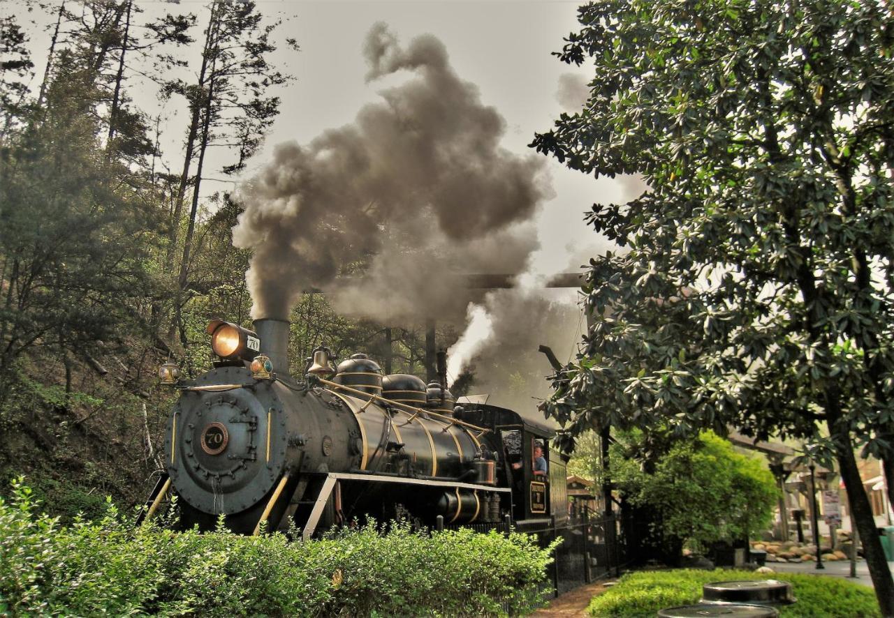 Wilderness Lodge, Hot Tub, Game Room, Pool Access, 1089 Free Tickets Each Paid Day, Dollywood And M Sevierville Eksteriør bilde