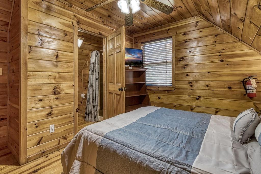 Wilderness Lodge, Hot Tub, Game Room, Pool Access, 1089 Free Tickets Each Paid Day, Dollywood And M Sevierville Eksteriør bilde