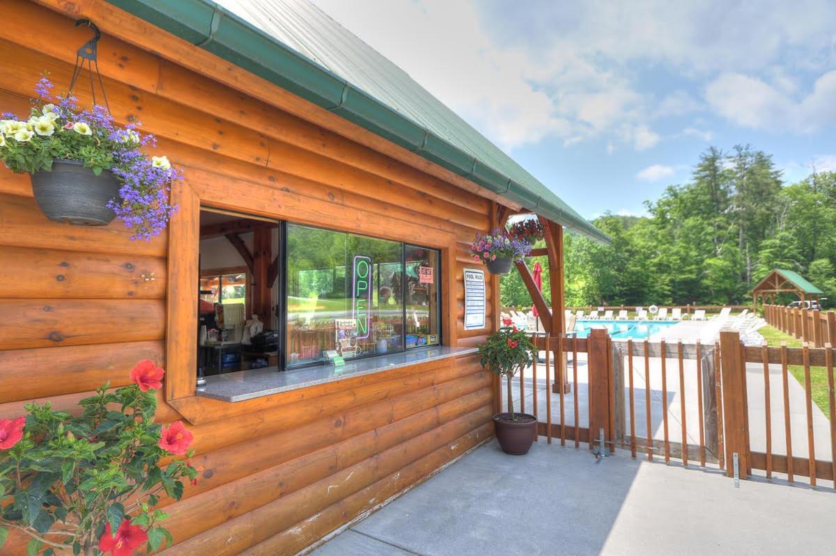 Wilderness Lodge, Hot Tub, Game Room, Pool Access, 1089 Free Tickets Each Paid Day, Dollywood And M Sevierville Eksteriør bilde